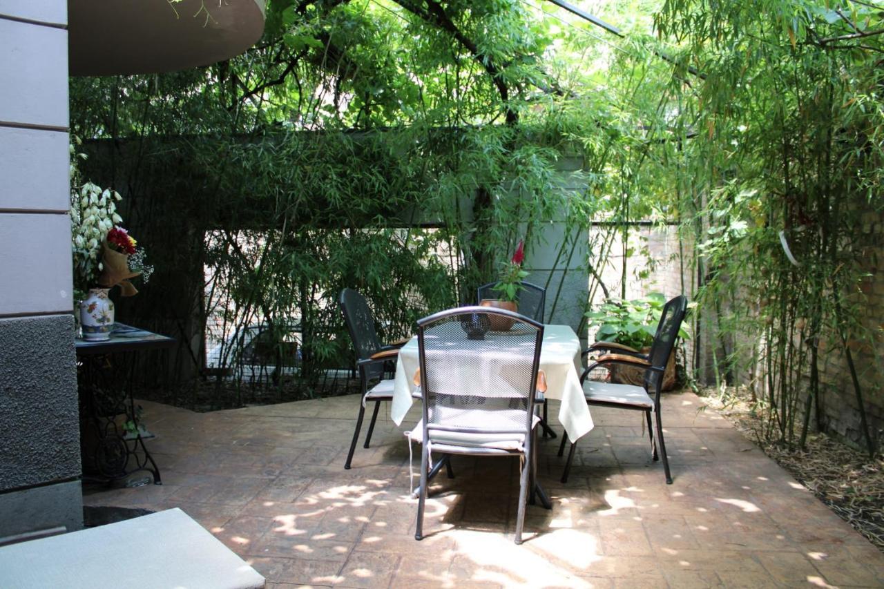 Garden Center Apartment Novi Sad Esterno foto