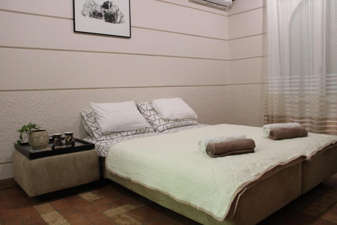 Garden Center Apartment Novi Sad Esterno foto